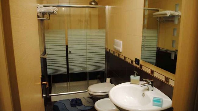 Dream Hotel Τίρανα Δωμάτιο φωτογραφία