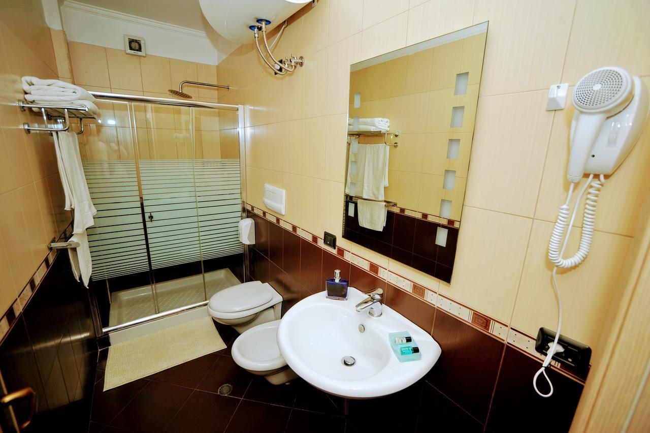 Dream Hotel Τίρανα Εξωτερικό φωτογραφία